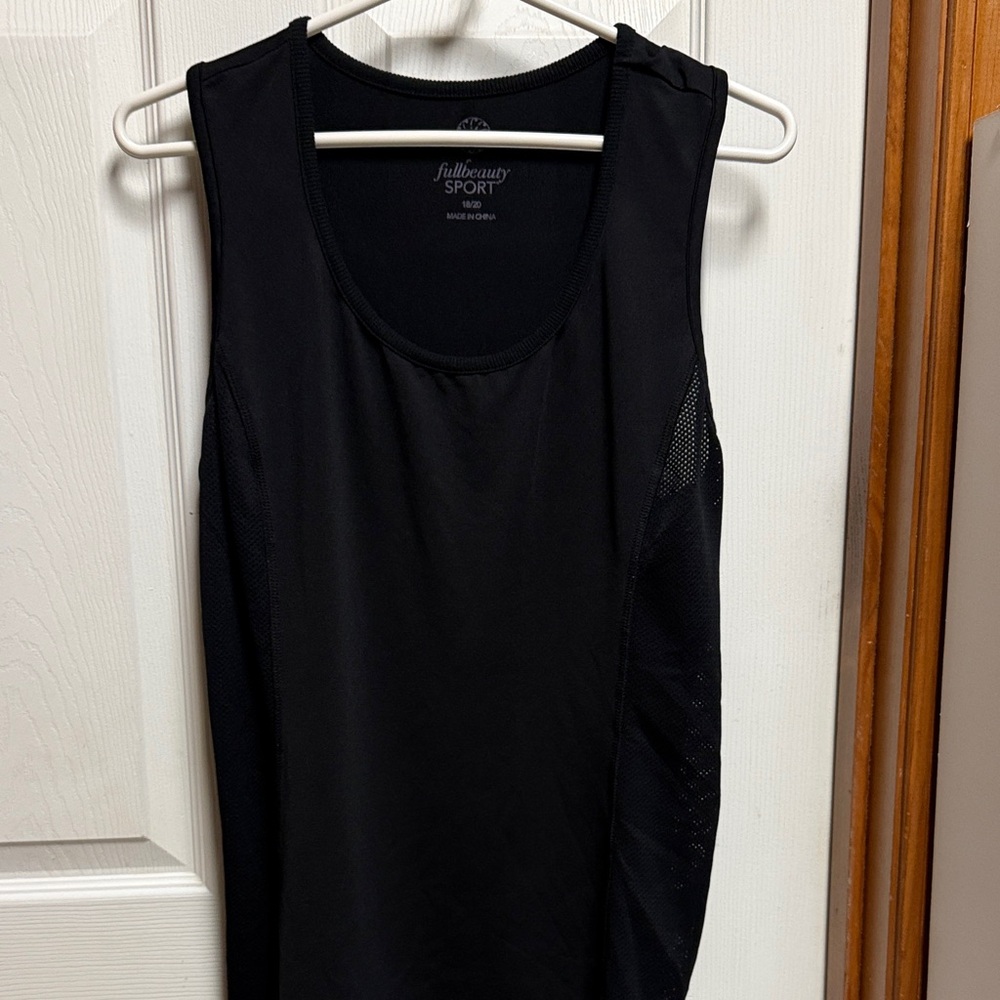Black Women's Tank Top Athletic Size 18/20